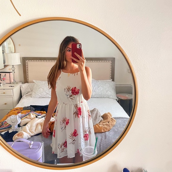 WHITE FLORAL DRESS - Picture 2 of 5